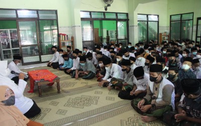 MTsN 8 Kediri Melaksanakan Pondok Ramadhan 1443 H