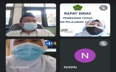 Mengawali Tahun Pelajaran 2021-2022 MTsN 8 Kediri Adakan Rapat Dinas secara Daring