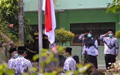 MTsN 8 Kediri Memperingati  Hari Guru Nasional 2020