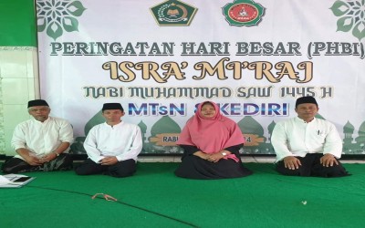 MTsN 8 Kediri Peringati Isro’ Mi’roj Nabi Muhammad SAW