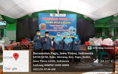 Antusias Siswa MTsN 8 Kediri Mengikuti Vaksinasi Covid-19 Dosis Kedua